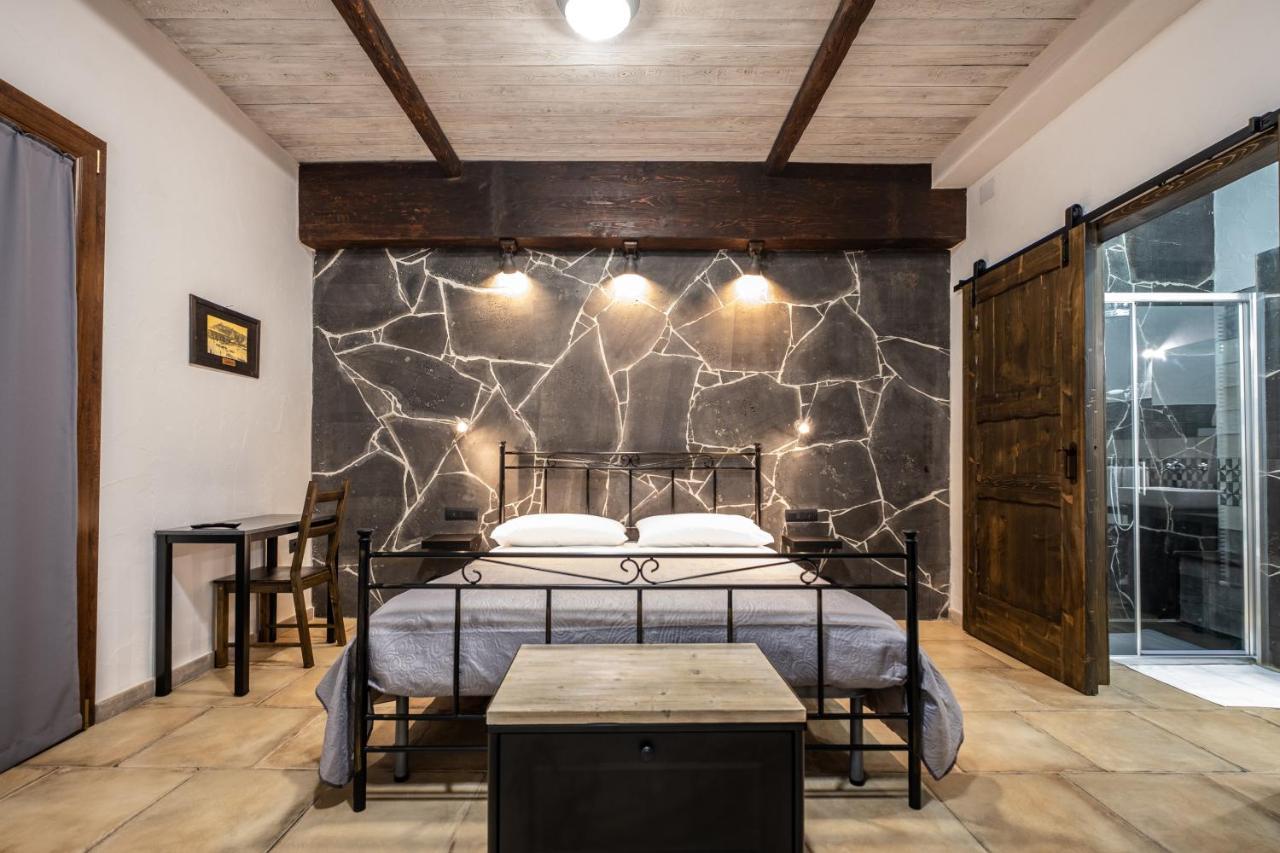 Il Rifugio Dei Minatori Hotell Iglesias Exteriör bild