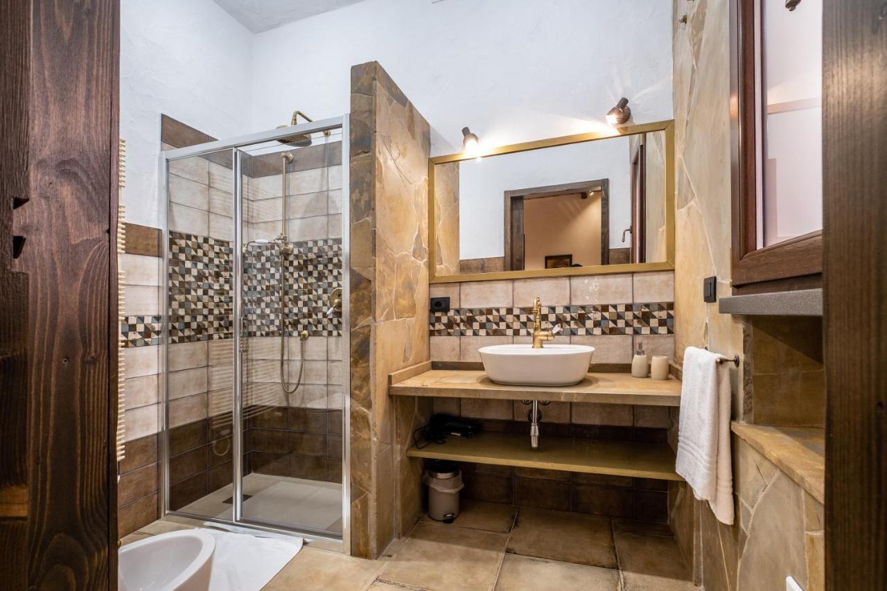 Il Rifugio Dei Minatori Hotell Iglesias Exteriör bild