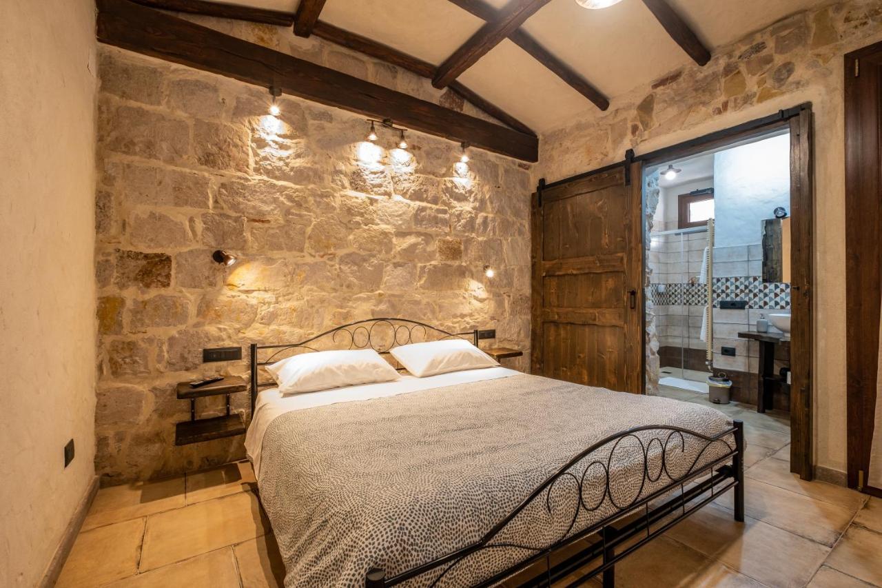 Il Rifugio Dei Minatori Hotell Iglesias Exteriör bild